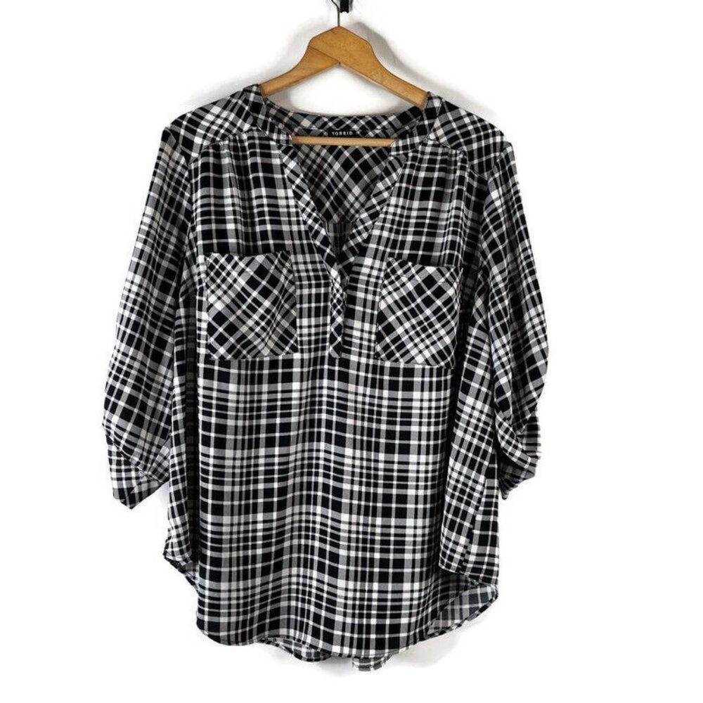 Torrid Harper Womens Tunic Shirt Top Size 2X Black White Plaid Checks Button Up